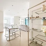 Brand New Apartment, W/pool And Parking Apartamento Lagos