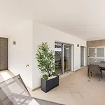 Brand New Apartment, W/pool And Parking Apartamento Lagos