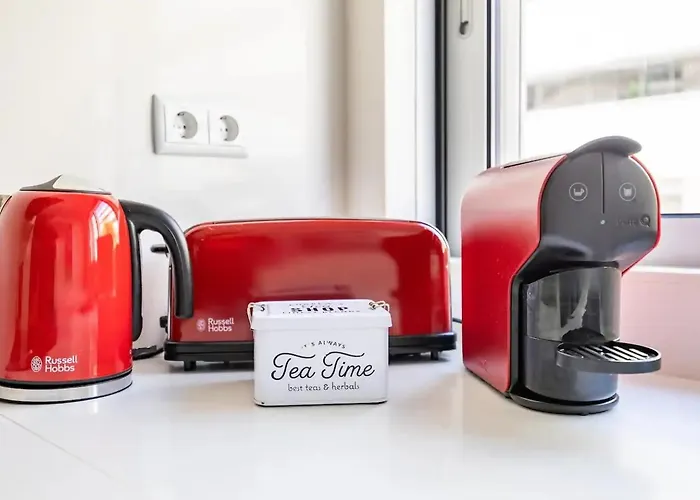 Brand New Apartment, W/pool And Parking アパート *