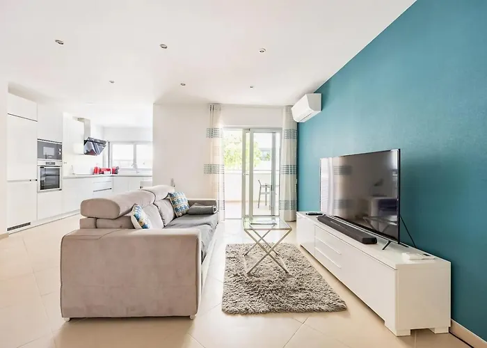 Brand New Apartment, W/pool And Parking アパート ラゴス