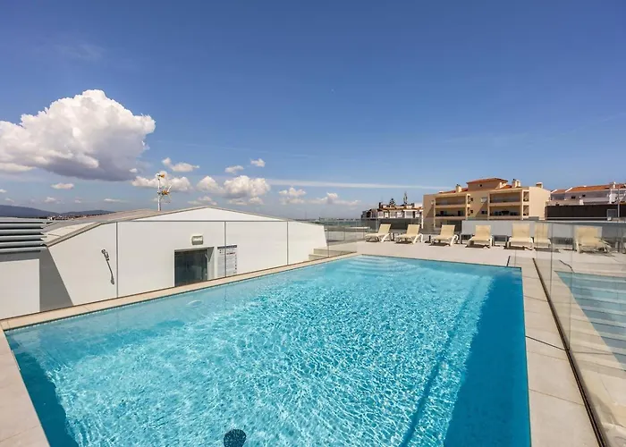 Brand New Apartment, W/pool And Parking * ラゴス