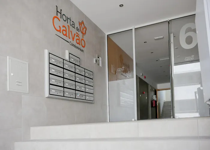 Brand New Apartment, W/pool And Parking アパート